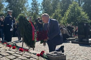 Руководство «Балтийского объединения» приняло участие в памятных мероприятиях в честь 25-й годовщины трагедии подлодки «Курск»