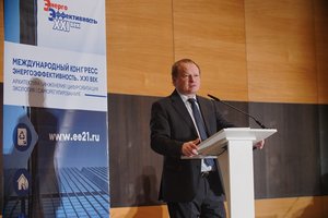 Необходимость внедрения механизма обязательного саморегулирования в сфере теплоснабжения озвучил Антон Мороз на XXIV Международном конгрессе по энергоэффективности 